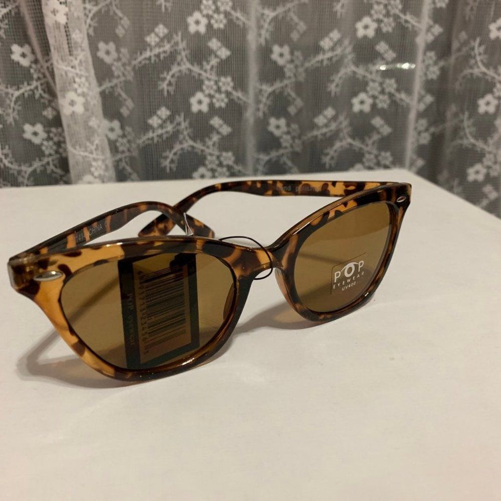POP Eyewear UV400 Cat Eye Retro Tortoise Sunglasses NWT